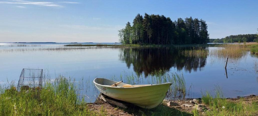 Pulla Karvisen Maatilamatkailussa Ruokola Экстерьер фото